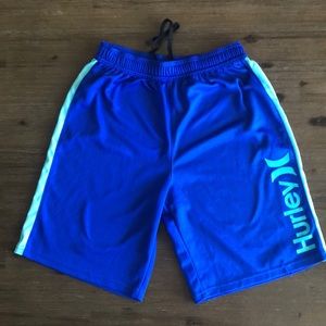 Boys sports shorts - L